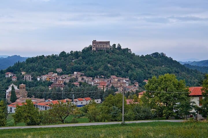 Zavattarello foto